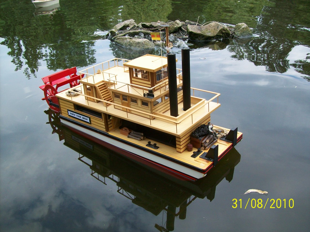 Mein Raddampfer mit Sound,Licht ,dampf aber alles nicht Echt sonder aus der Konserve.